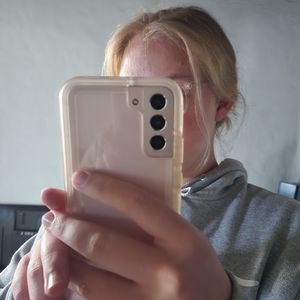 Meet your Posher, Jillian